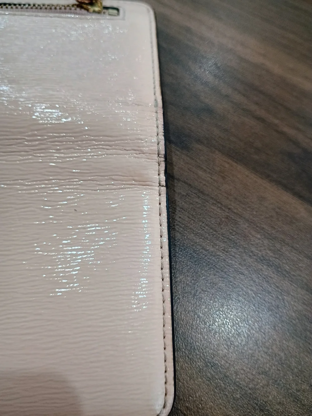Tory Burch Patent Leather Zip Wallet in Light Cream with Gold Logo